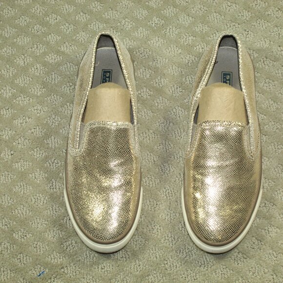 Sperry Women's 7.5M Gold Snakeskin Patterned Leather Upper Slip On Sneakers - Picture 2 of 6